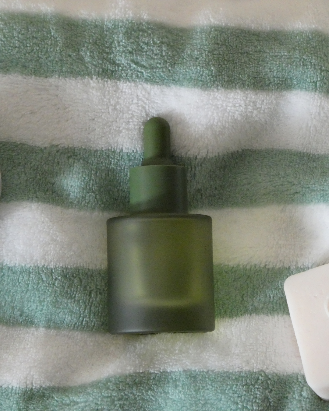 Silk Infused Coat Oil | Soft Musk Woofe