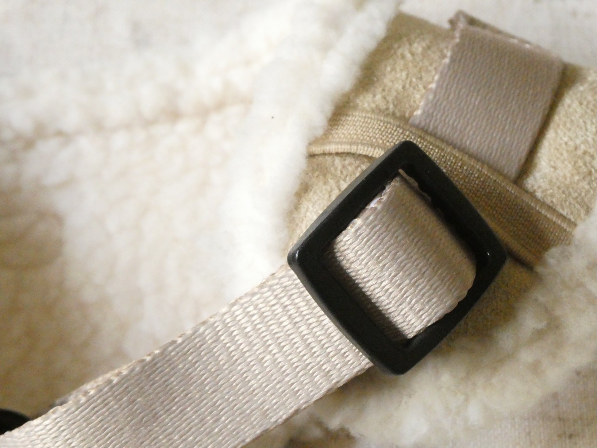 Beige Fur Harness Mijn winkel