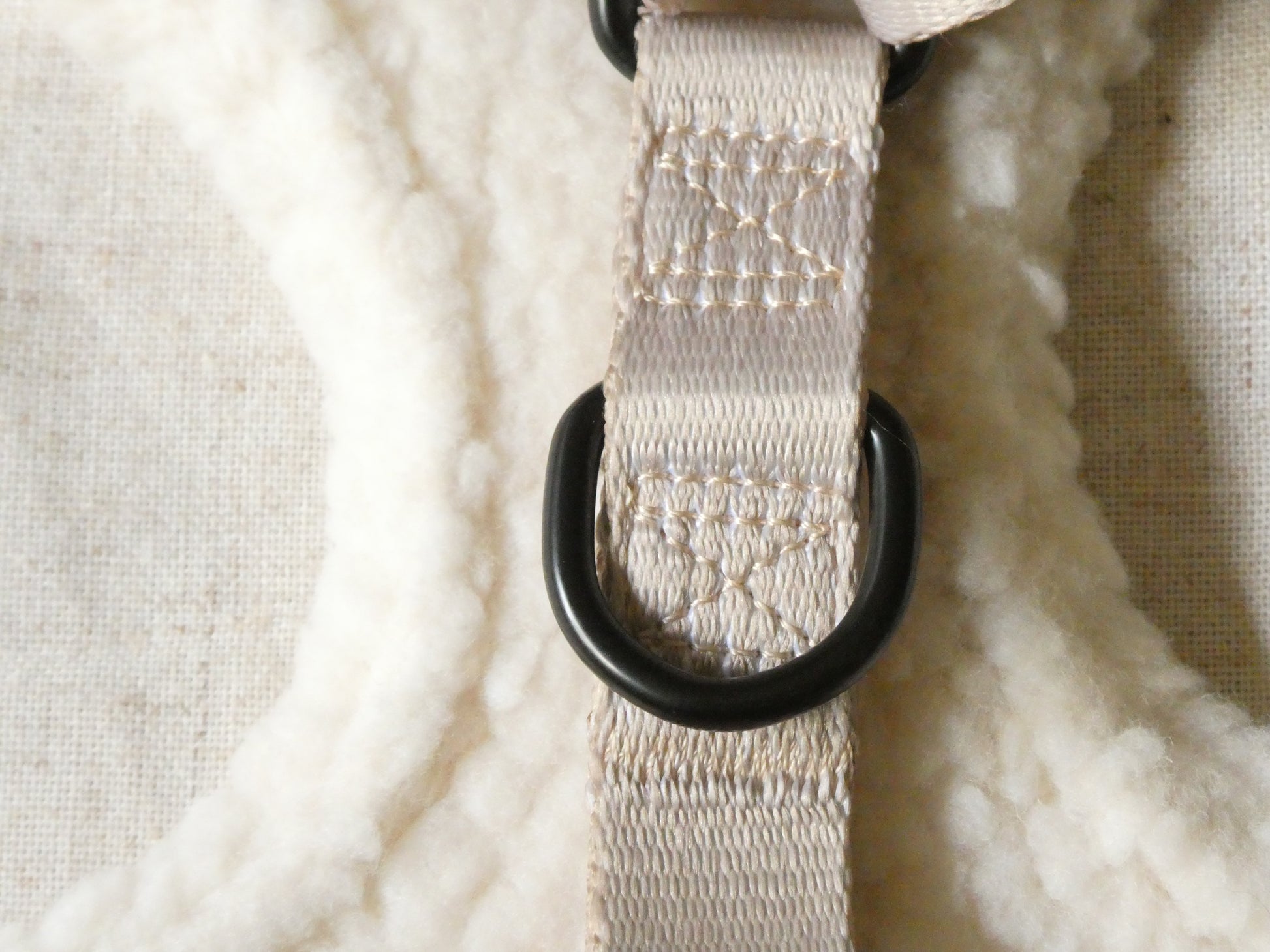 Beige Fur Harness Mijn winkel