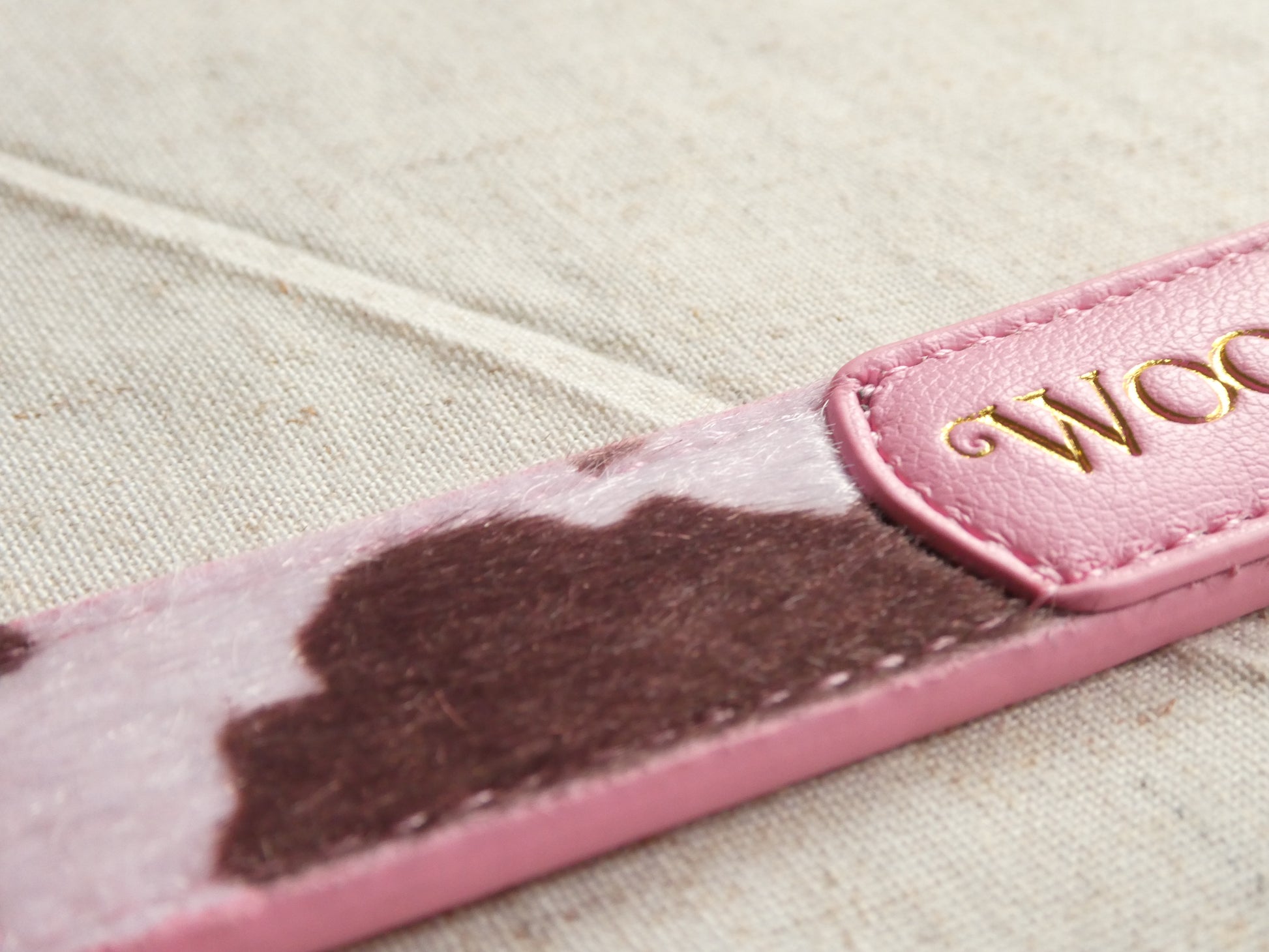 The MOO'd Leash Woofe