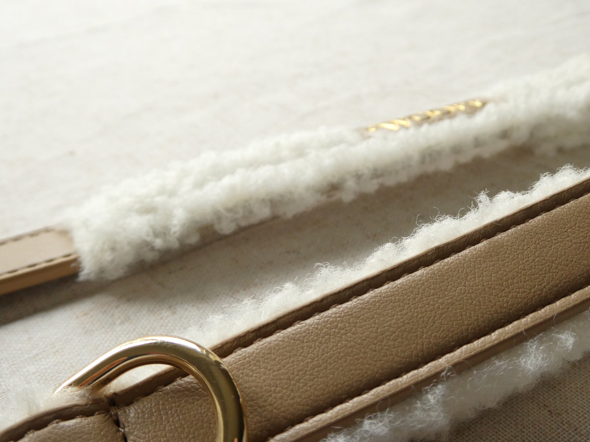 The Cosy Leash Woofe