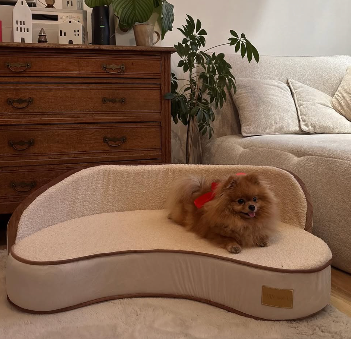 The Maisonette Dog Sofa Woofe