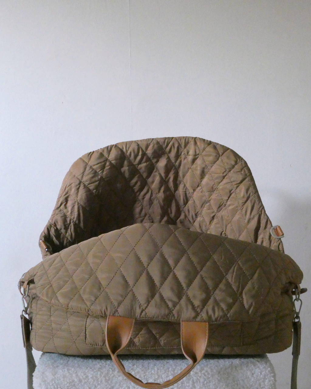 Quilted Car Seat & Carrier Bag